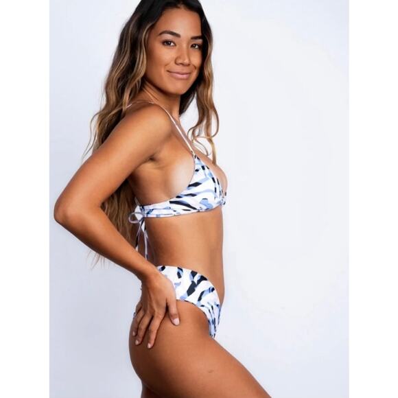 Skatie• ‘Mandi’ Bikini Bottom in MERIDIAN - Picture 7 of 12